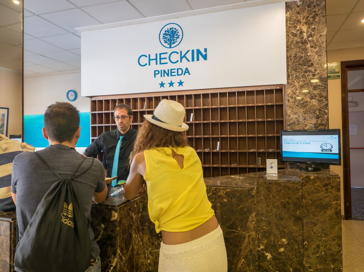 Checkin Pineda Hotel Pineda de Mar Bagian luar foto