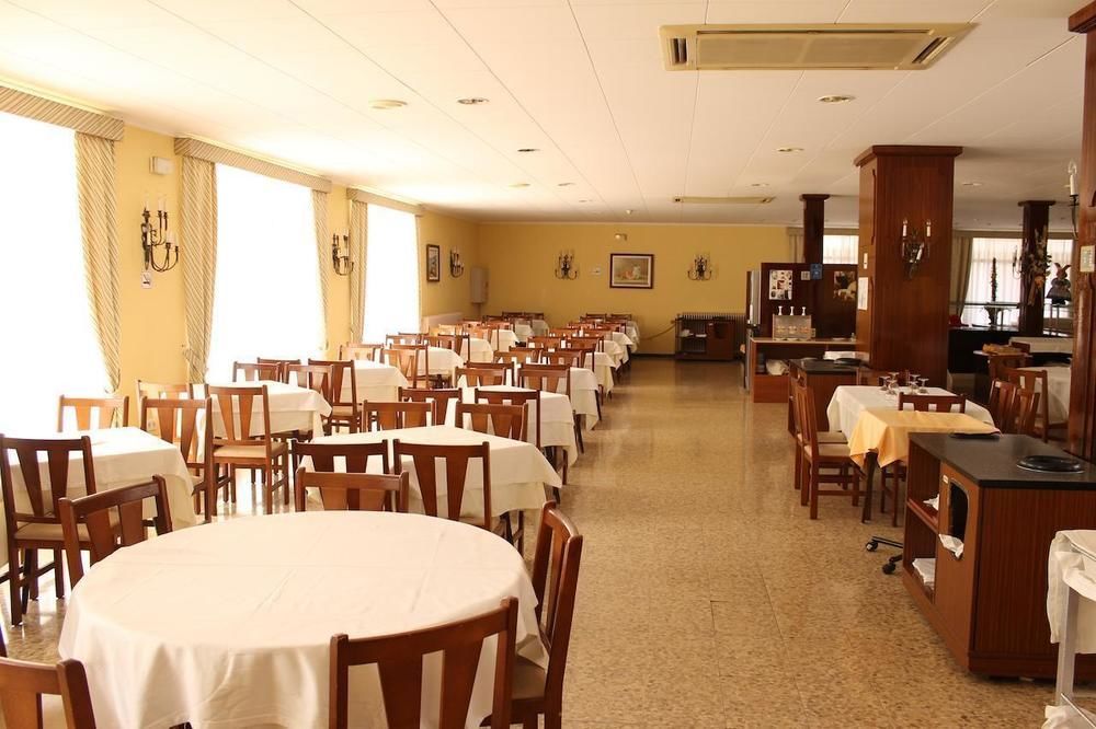 Checkin Pineda Hotel Pineda de Mar Bagian luar foto